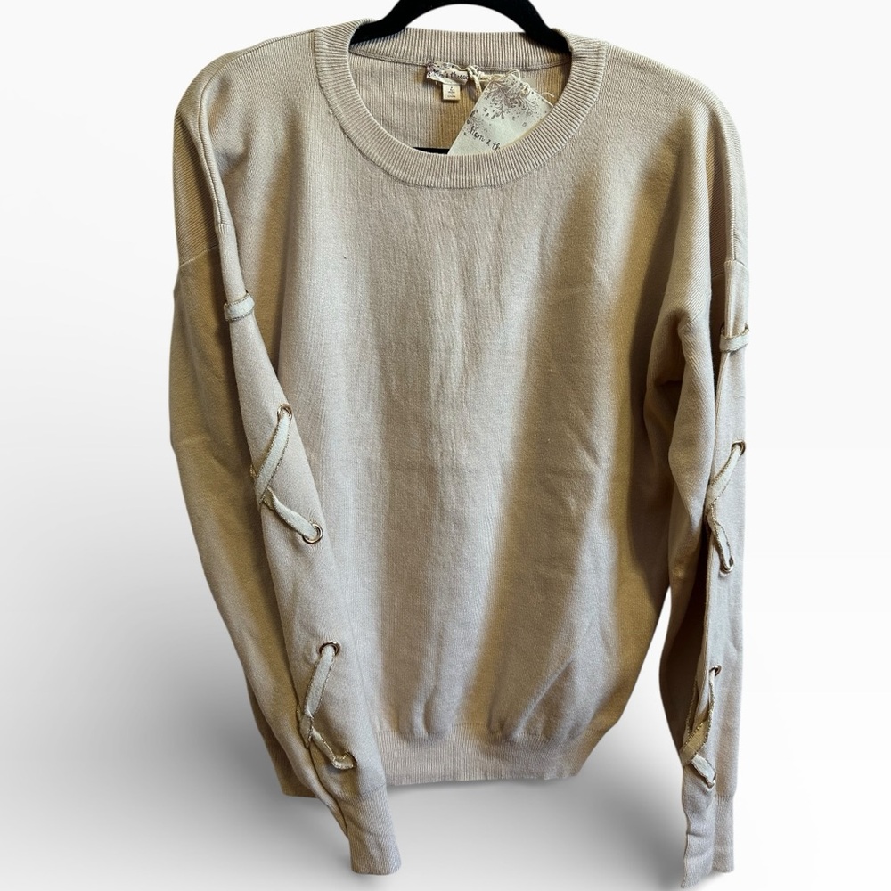 Hem & Thread Cream Sweater - Picture 4 of 5